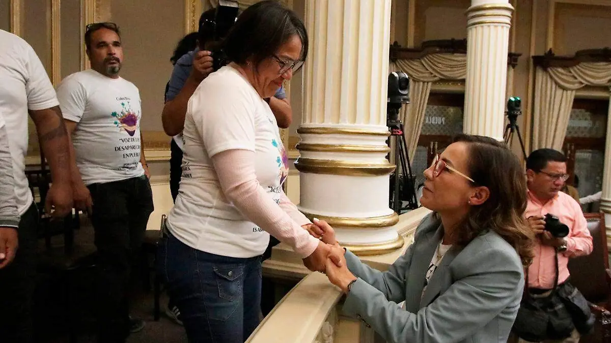 congreso aprueba ley de declaracion especial de ausencia, diputados celebran con colectivos